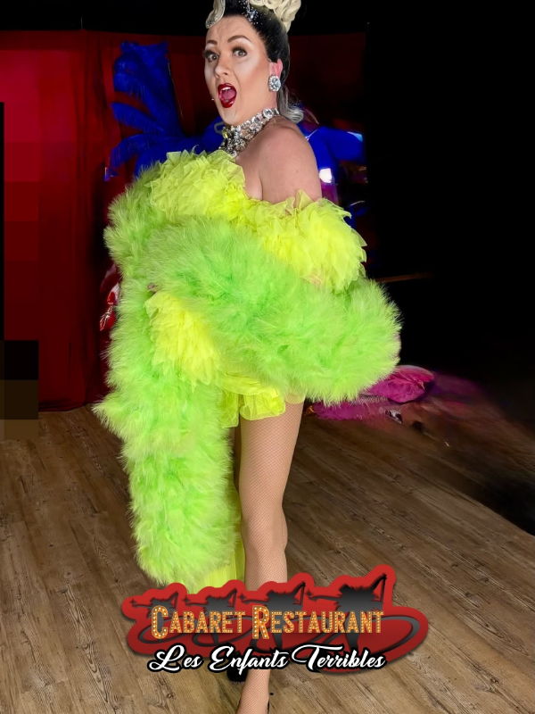 Angel artiste transformiste ressemblances stars